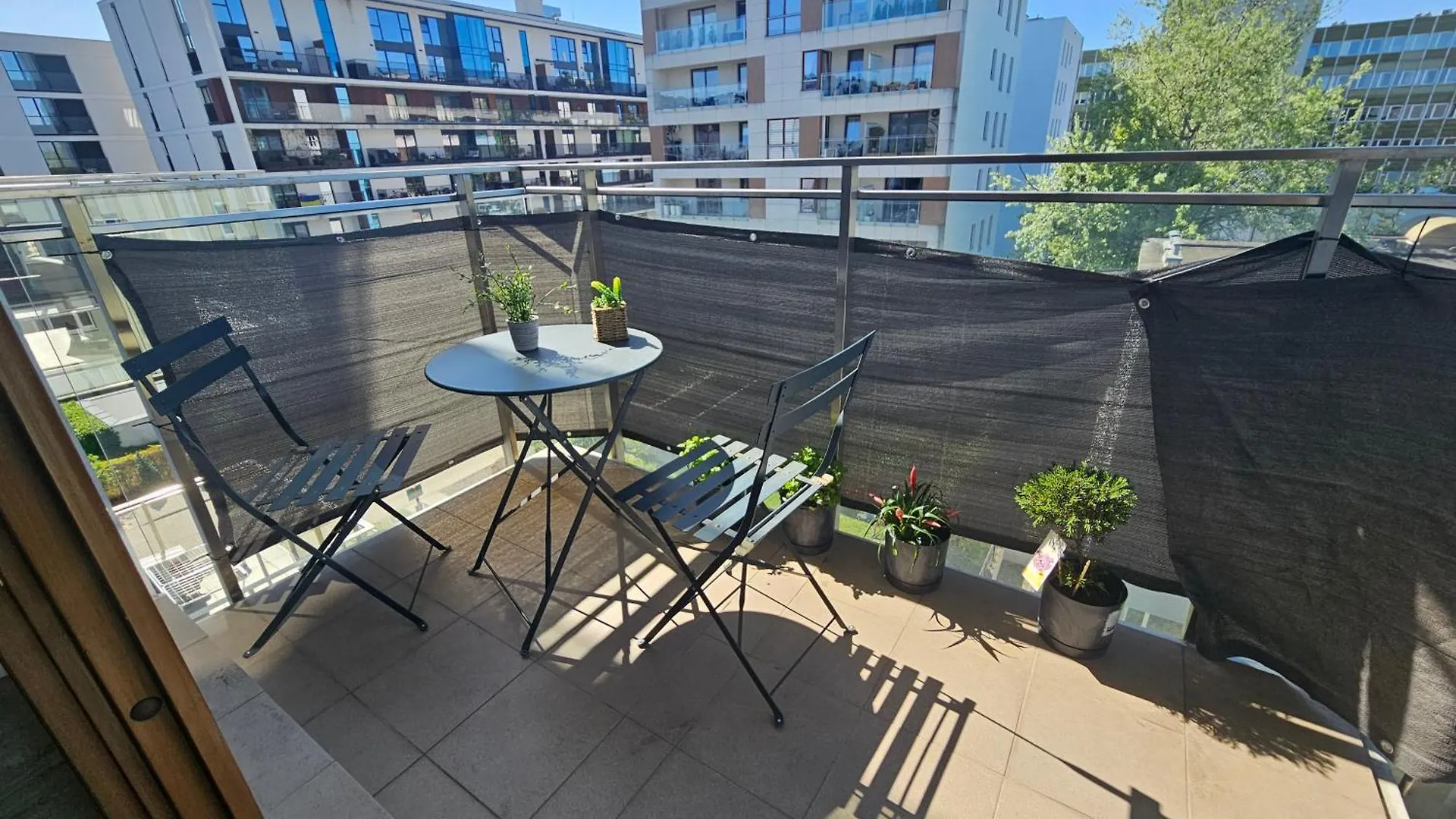 ורשה First -- Green Zoliborz Apartment 4 0*,  פולין