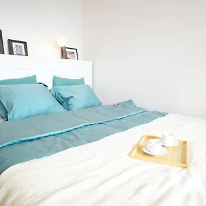 With Park And National Stadion View Private Free Parking Apartament